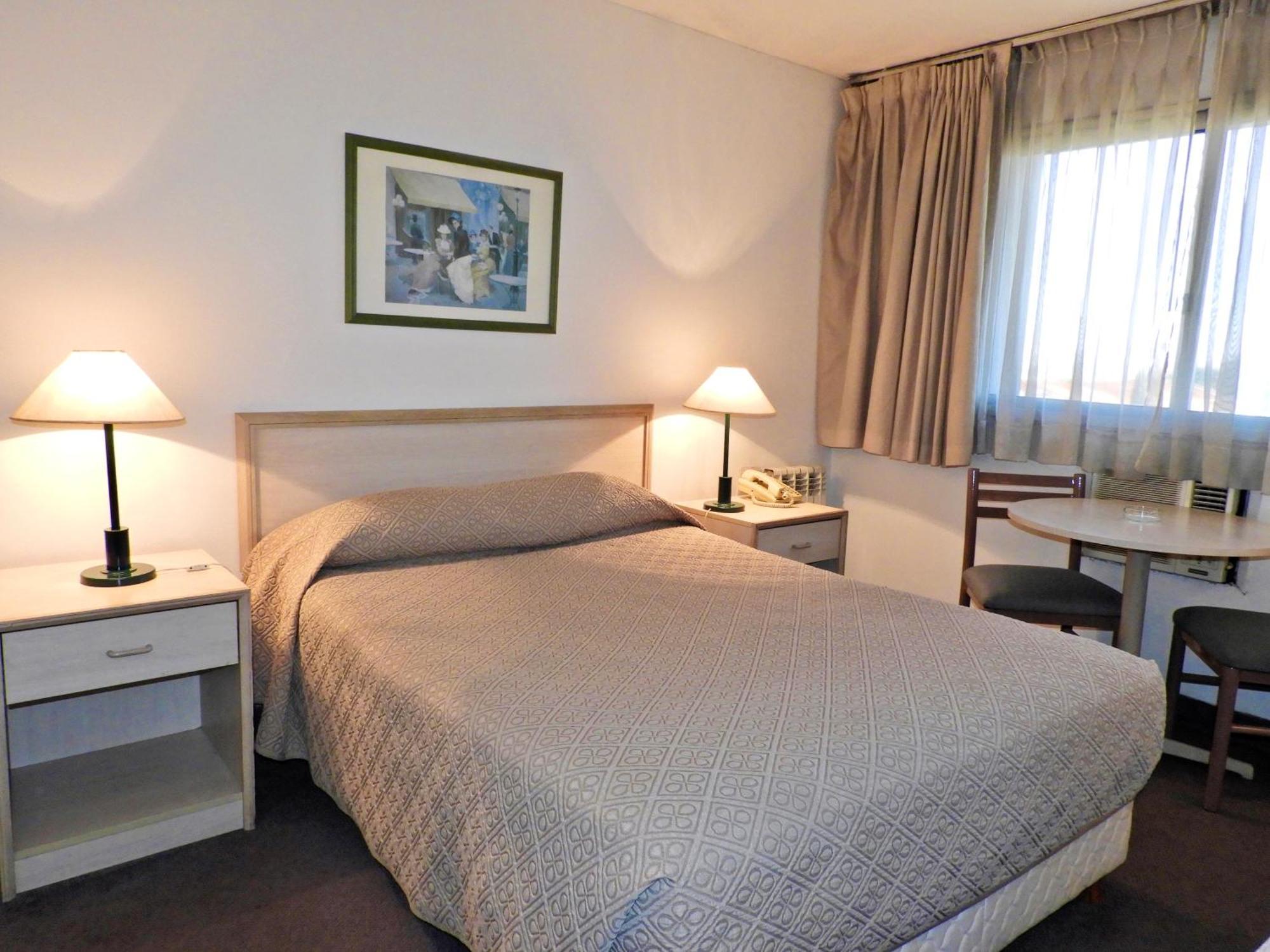 Hotel Tres Cruces Μοντεβιδέο Εξωτερικό φωτογραφία