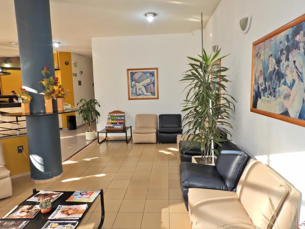 Hotel Tres Cruces Μοντεβιδέο Εξωτερικό φωτογραφία