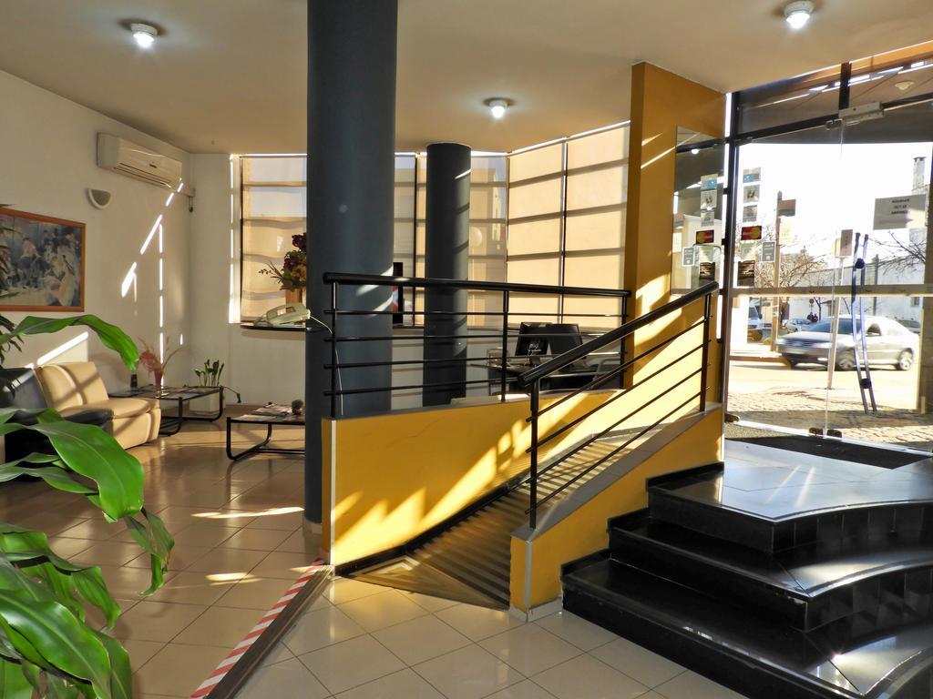 Hotel Tres Cruces Μοντεβιδέο Εξωτερικό φωτογραφία