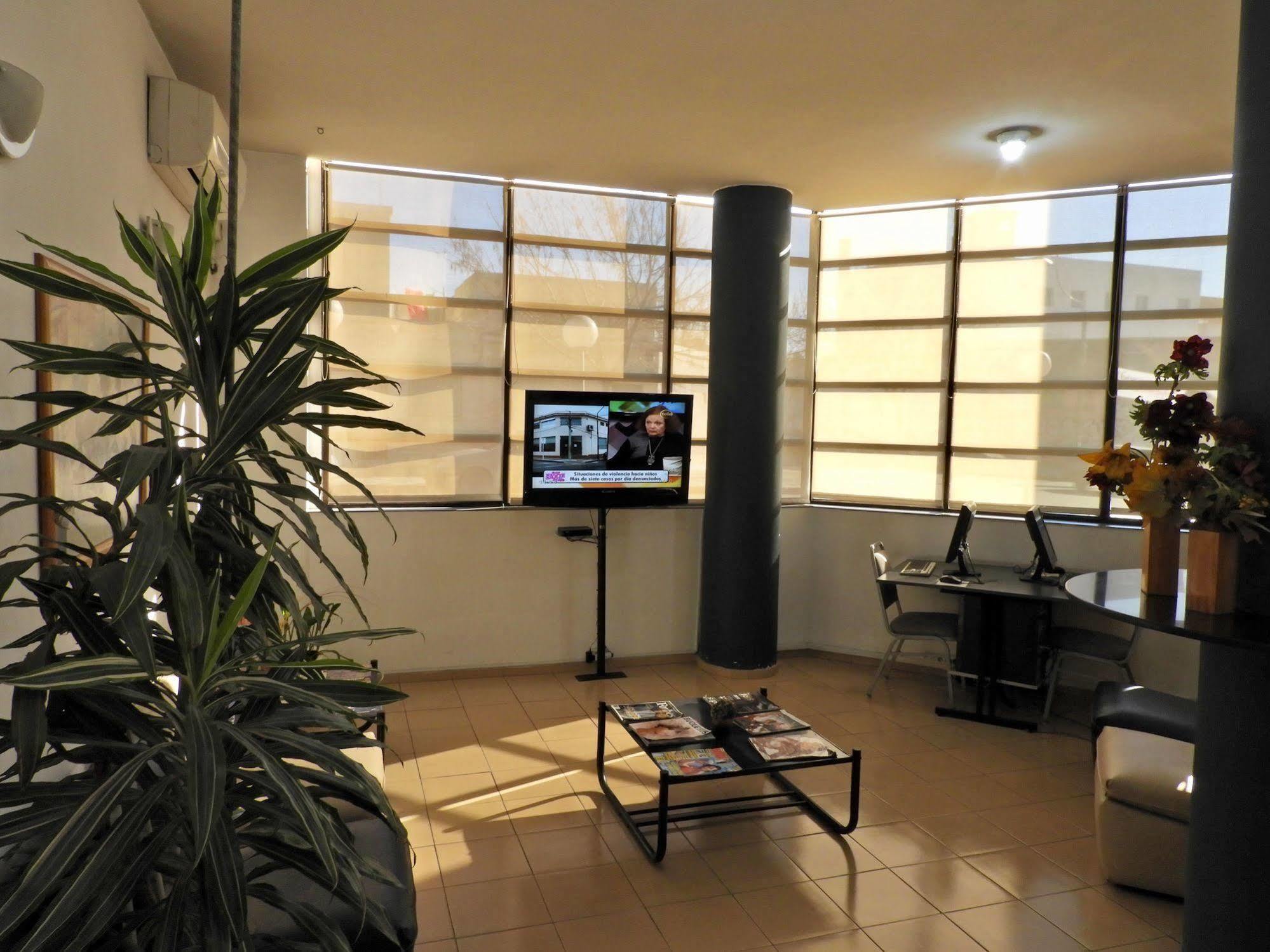 Hotel Tres Cruces Μοντεβιδέο Εξωτερικό φωτογραφία